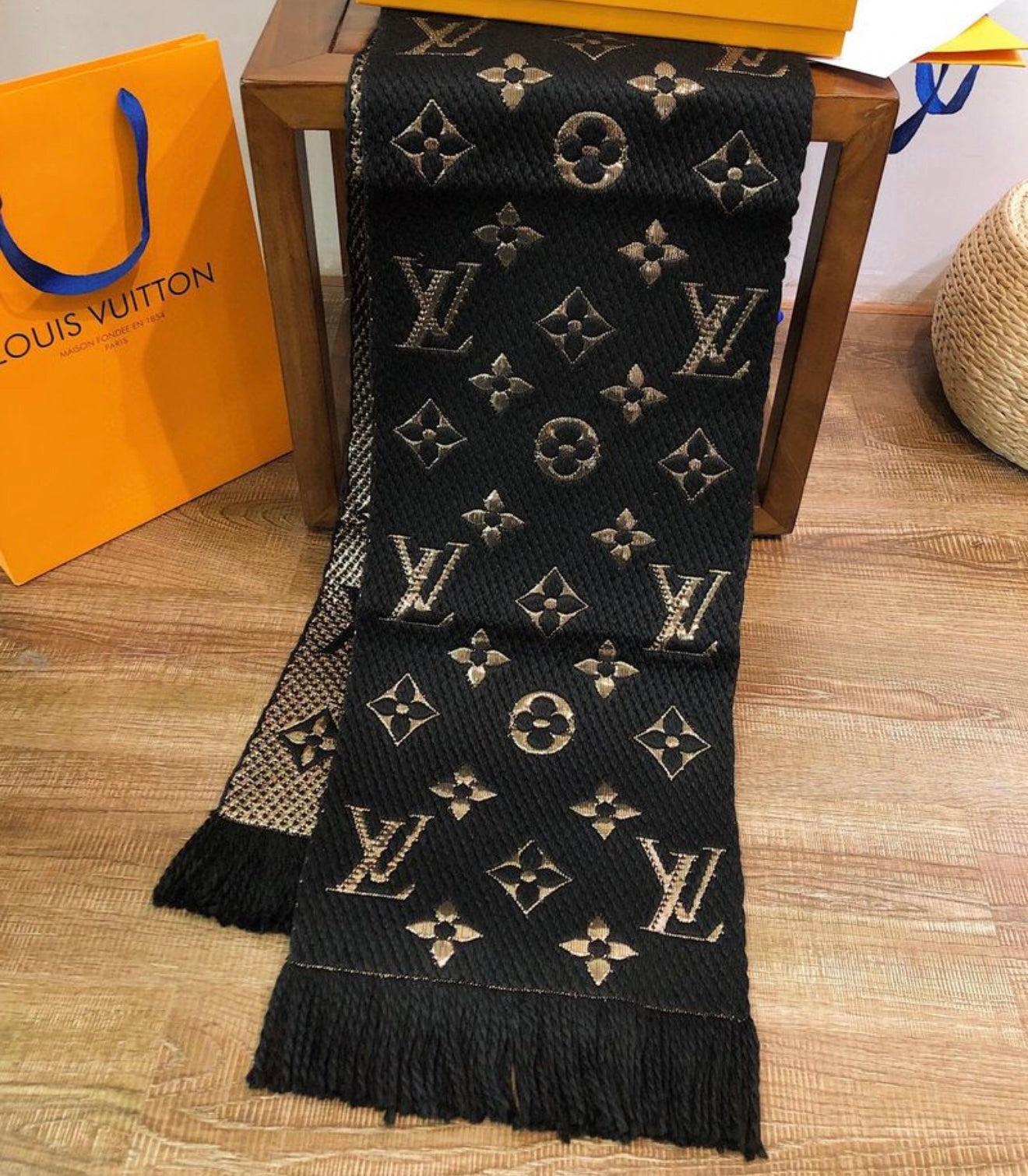 Scarf 1