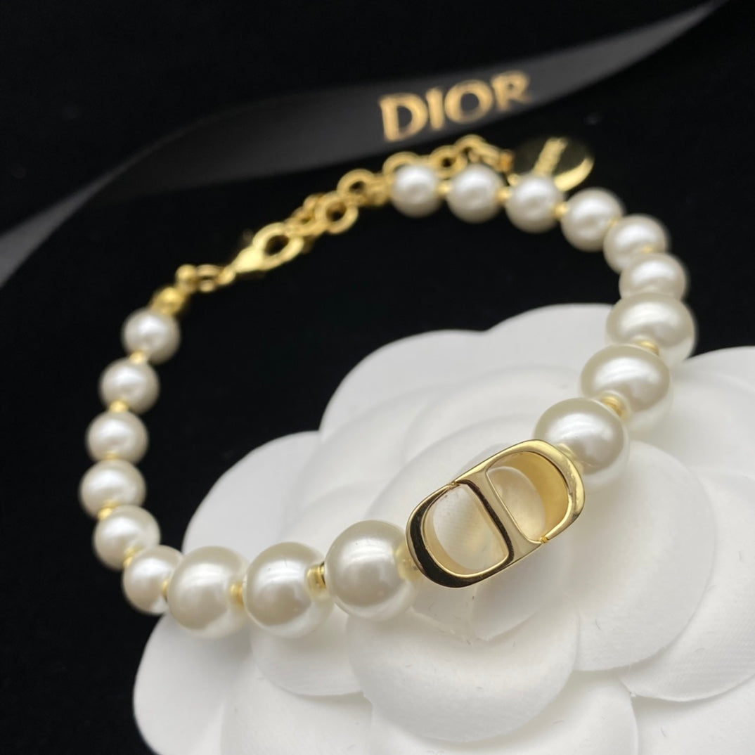 Accessory 26