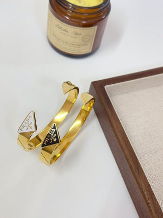 Accessory 4