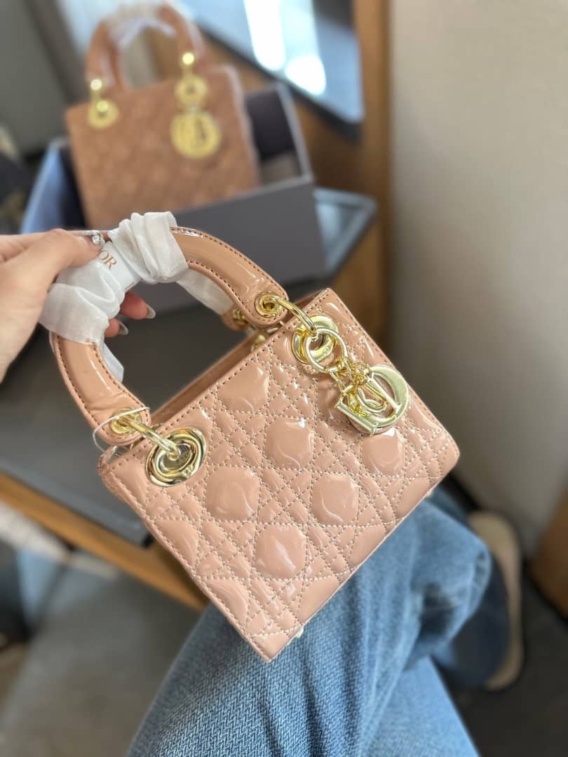 Bag 102