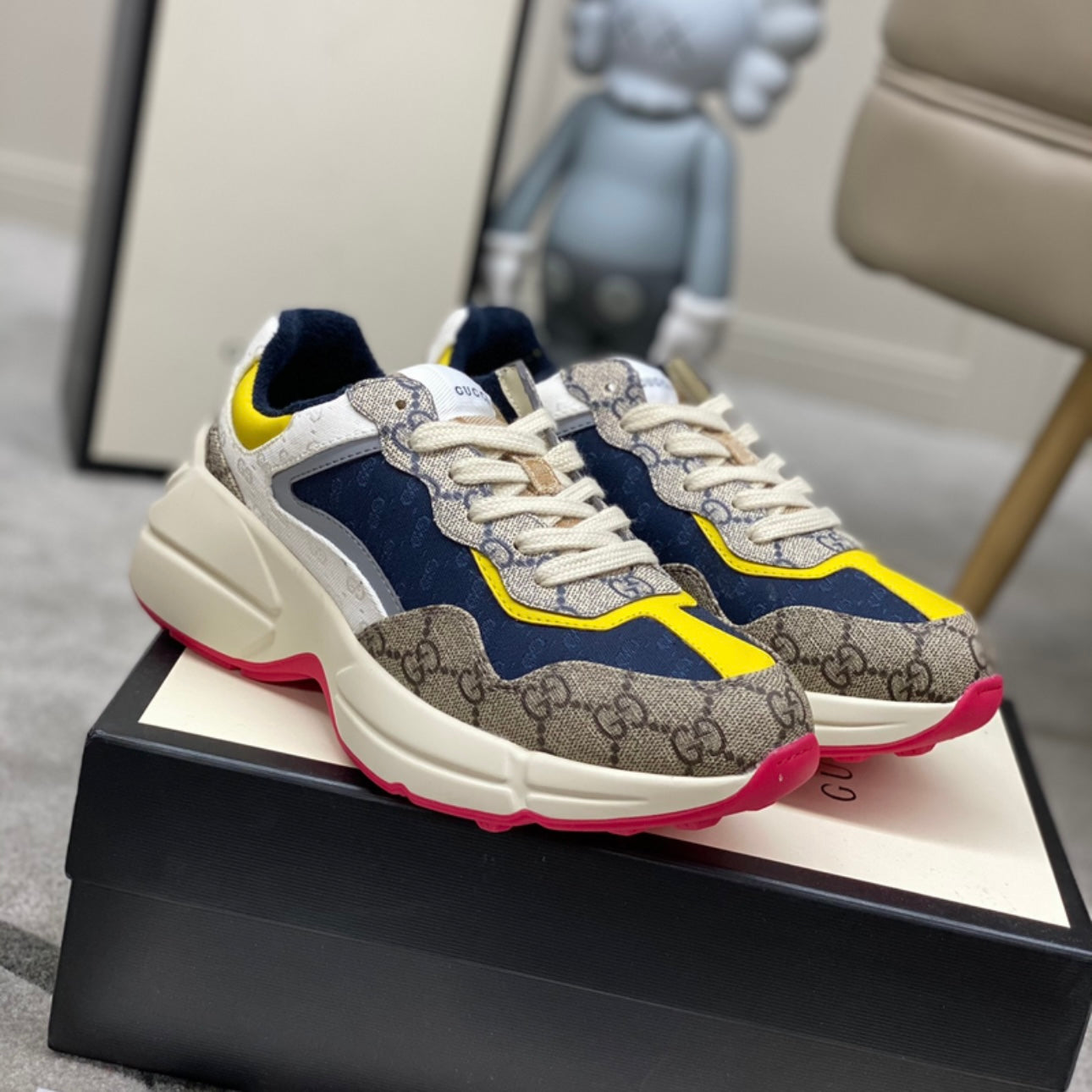 Shoes 10