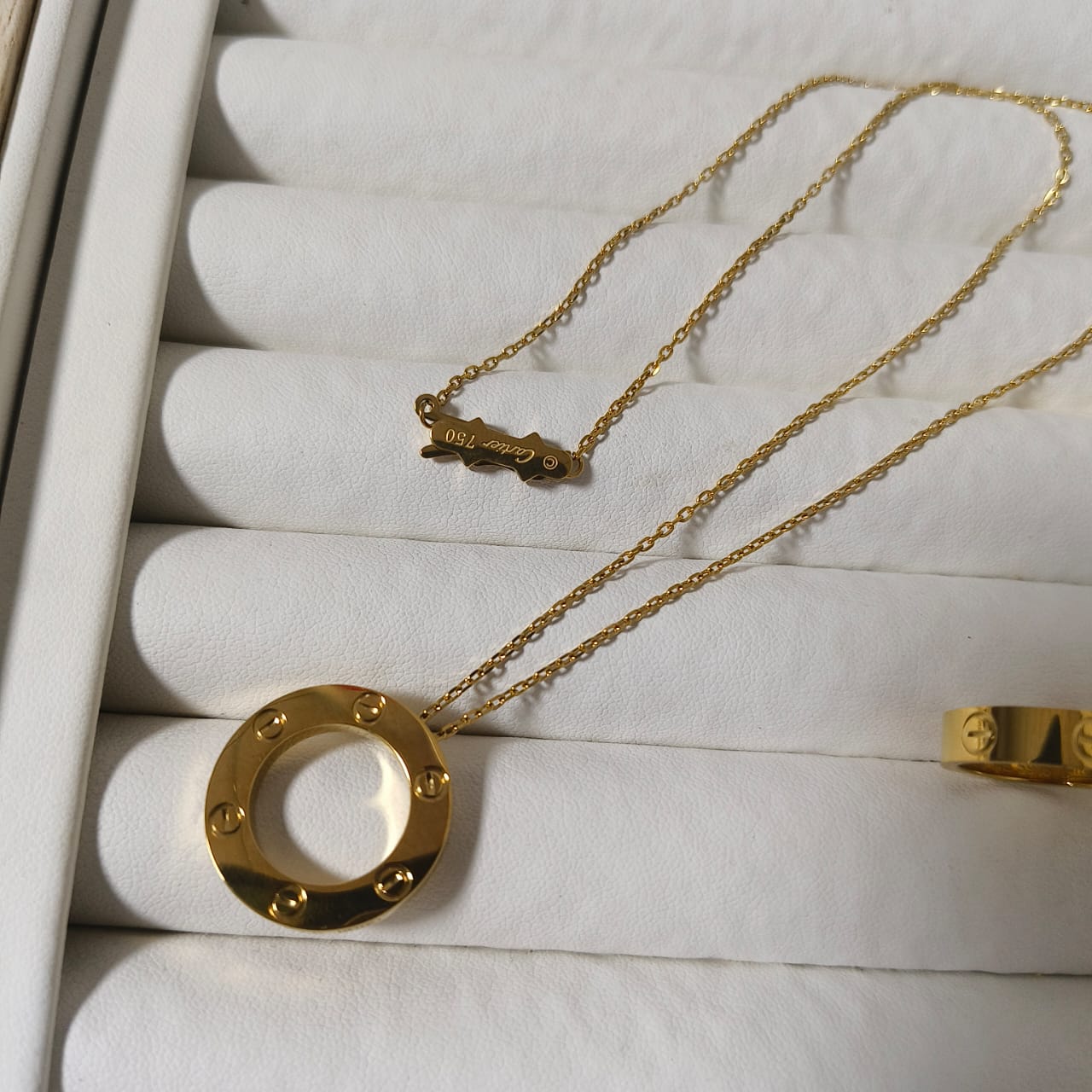 Accessory 98