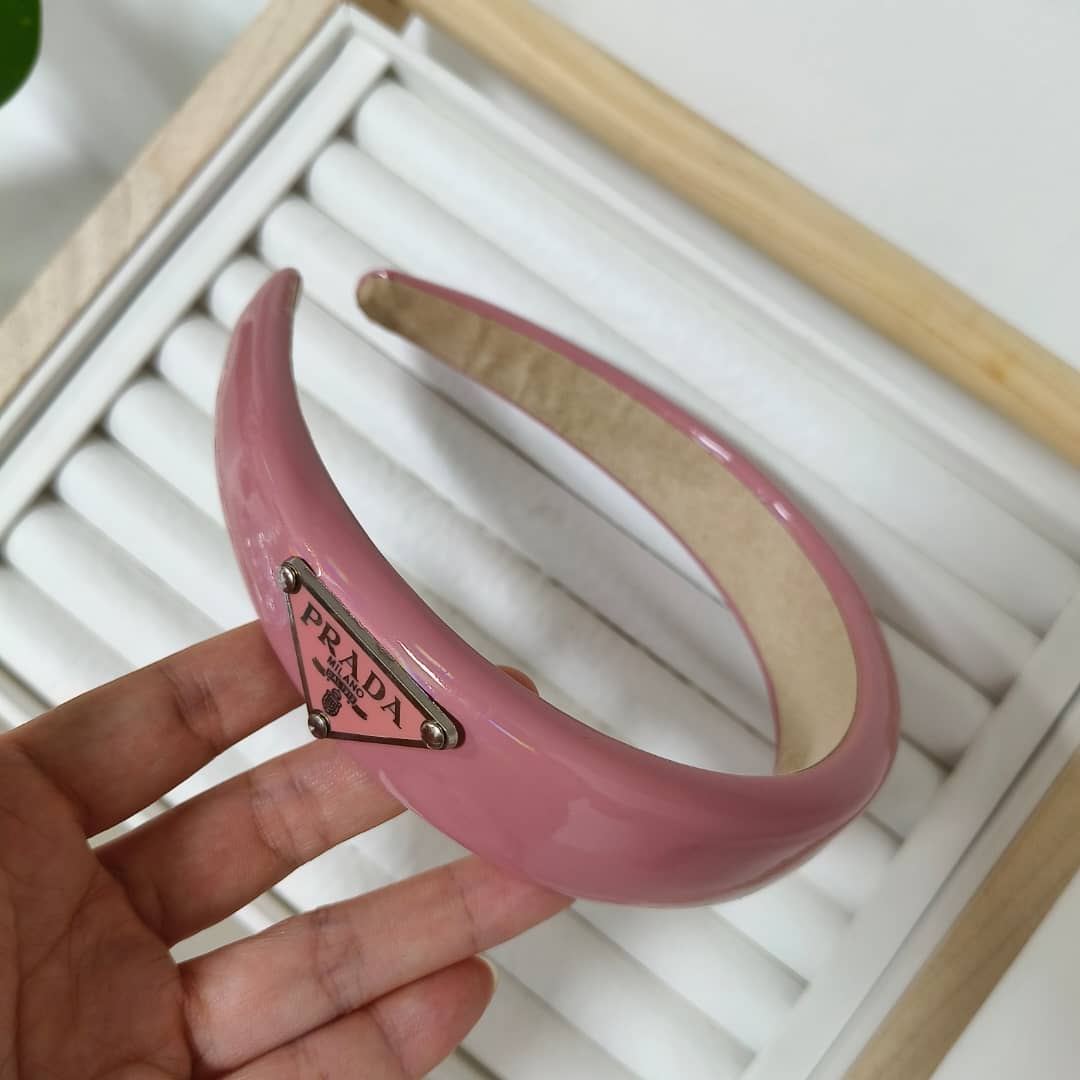 Accessory 100