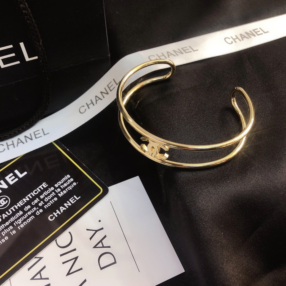 Accessory 63