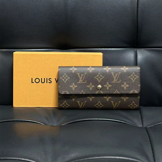 Wallet 8