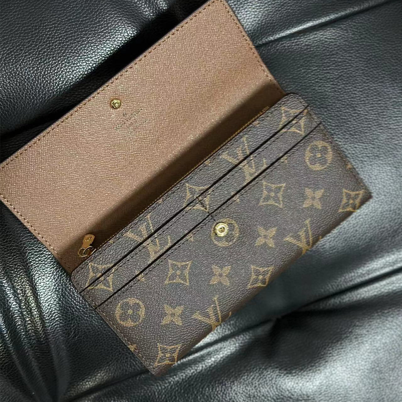 Wallet 8