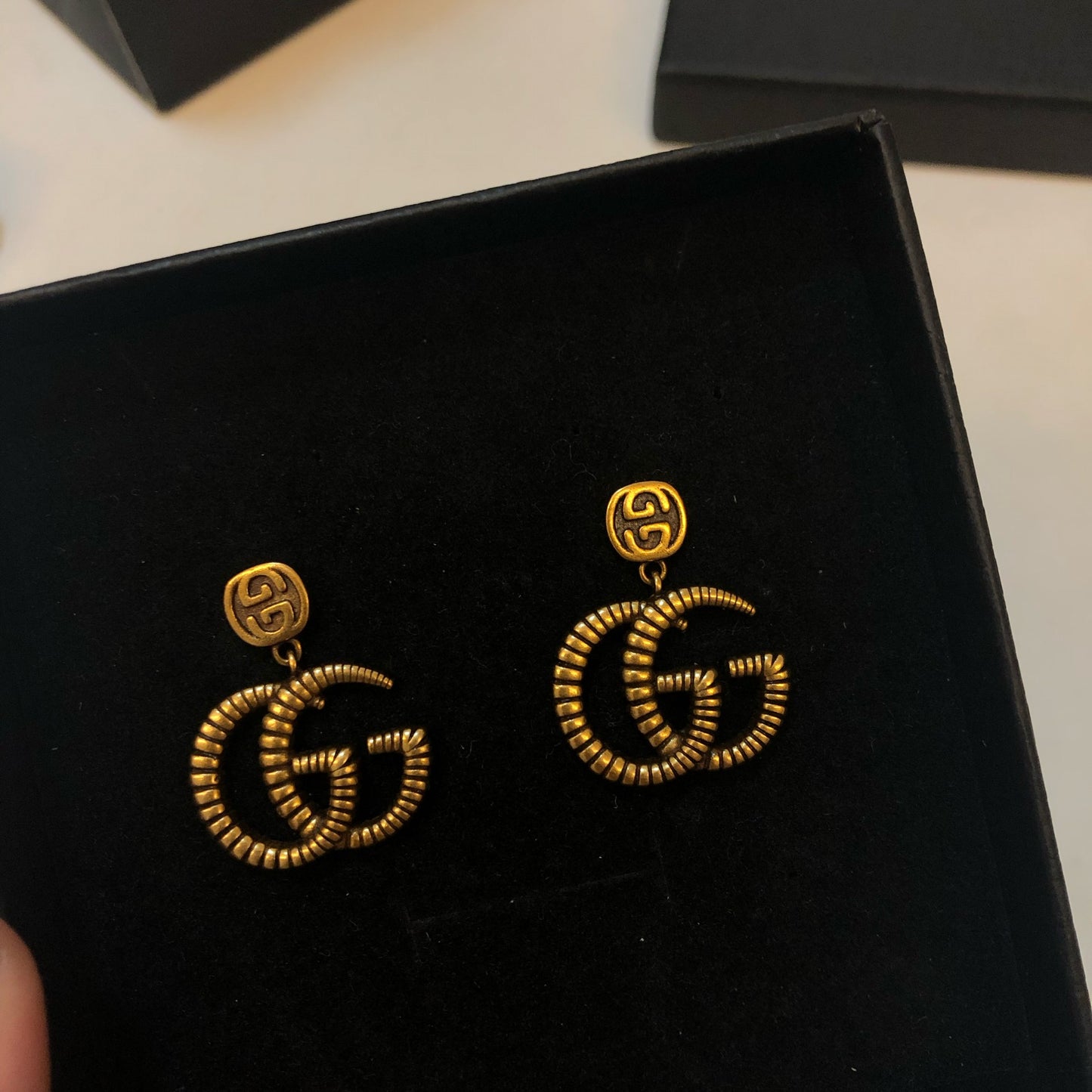 Accessory 70