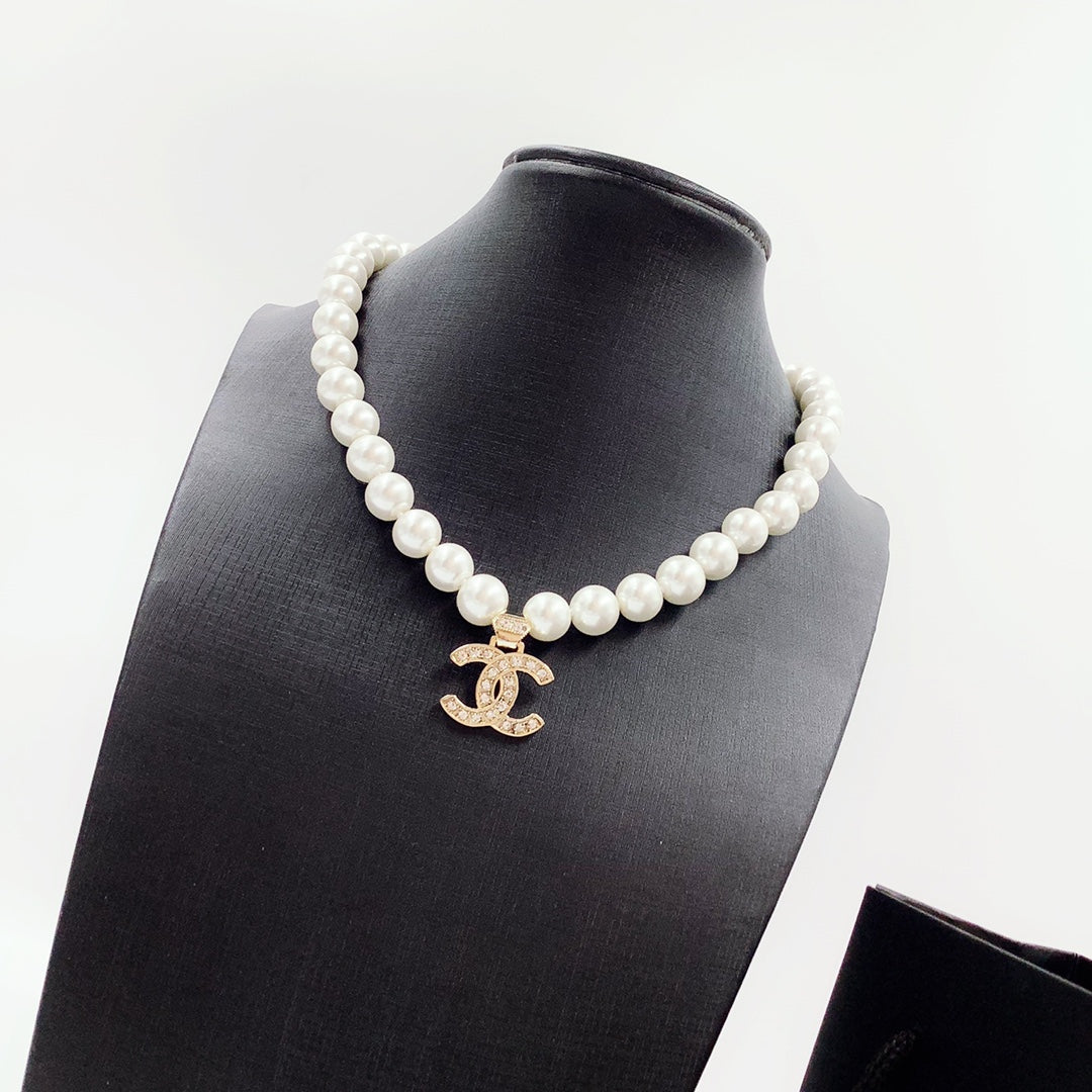 Accessory 35