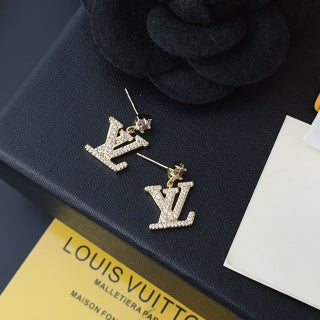 Accessory 8