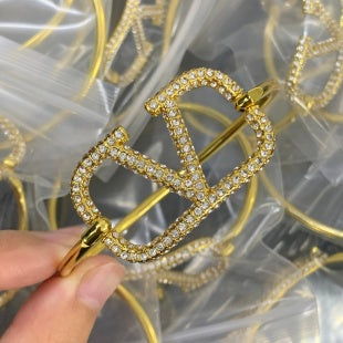 Accessory 27