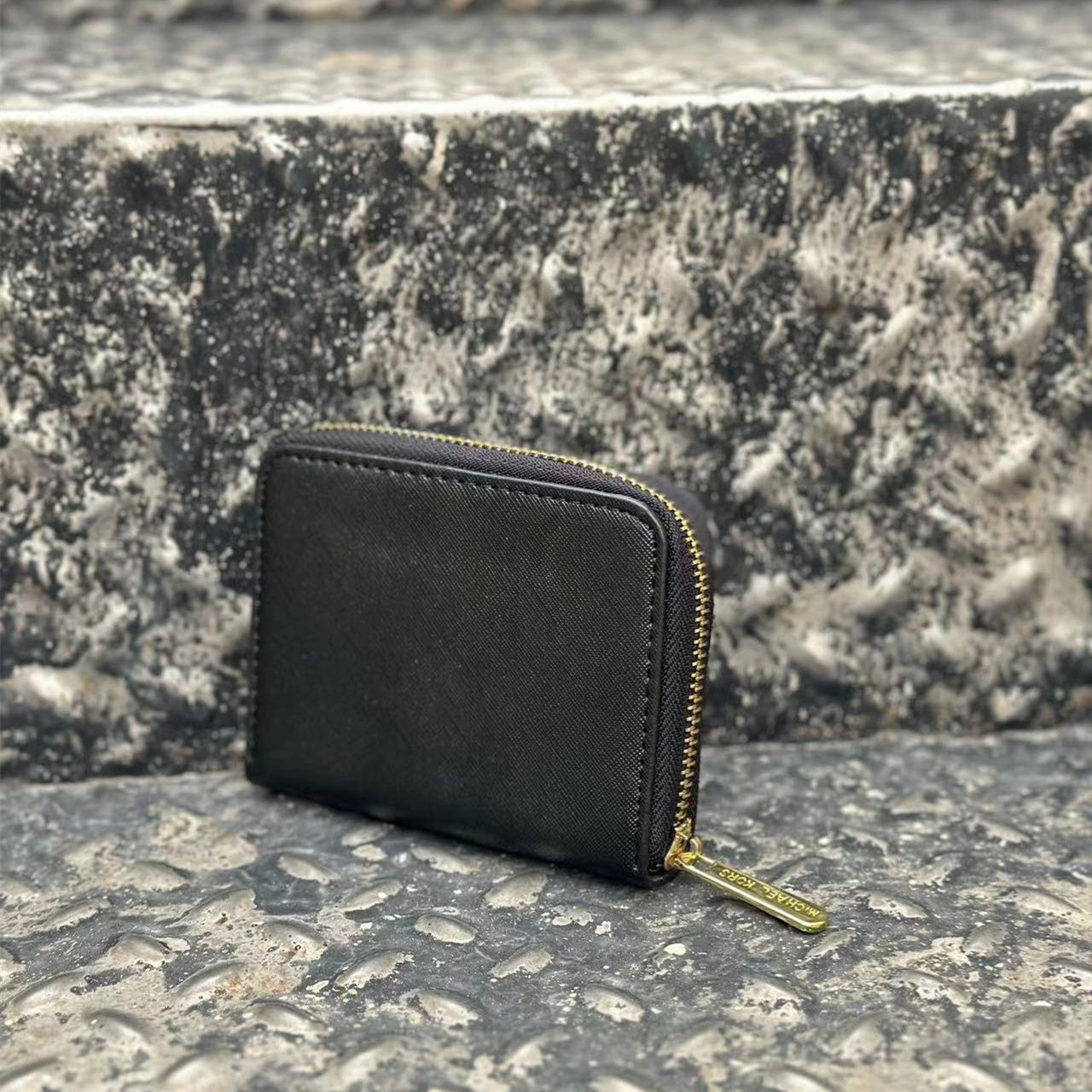 Wallet 18