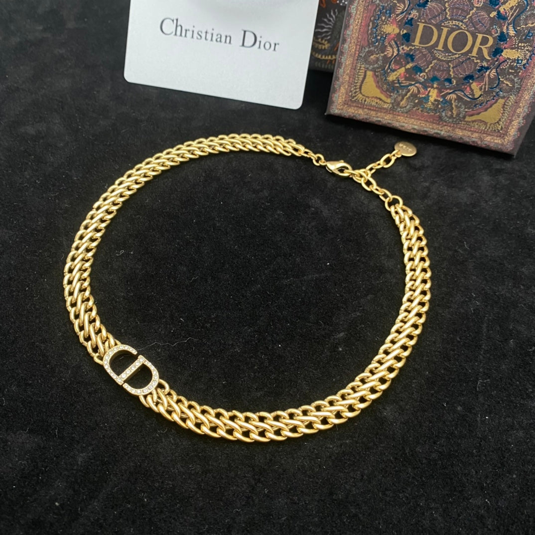 Accessory 84