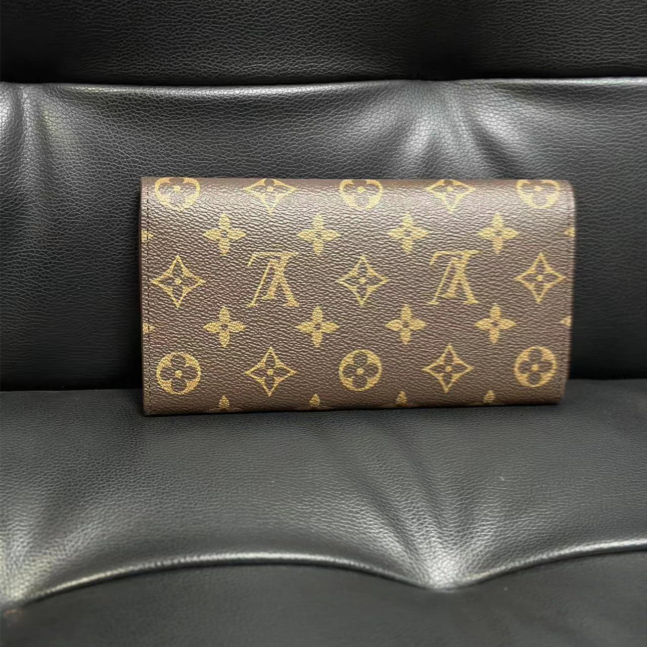 Wallet 8