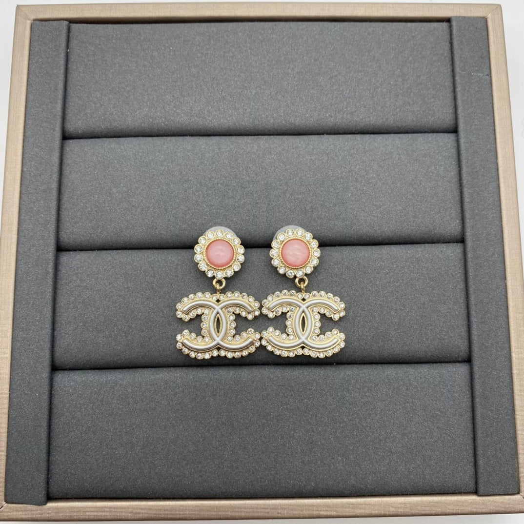 Accessory 77