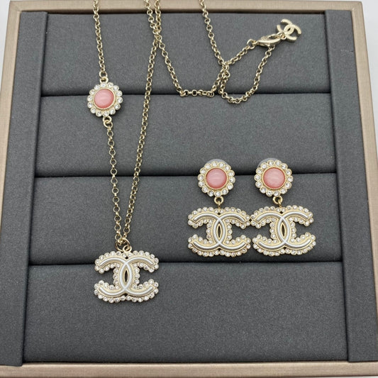 Accessory 77