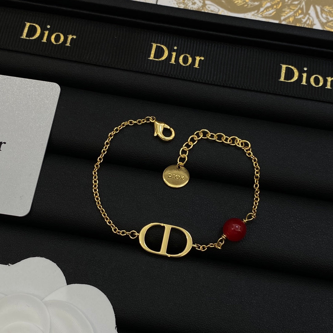 Accessory 23