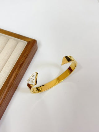Accessory 4
