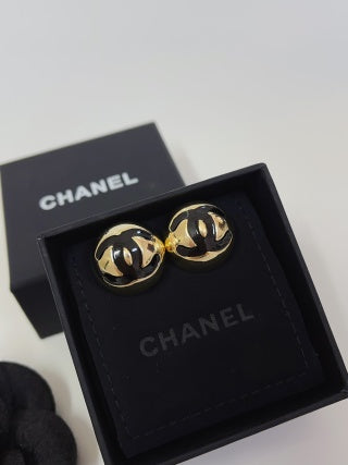 Accessory 3