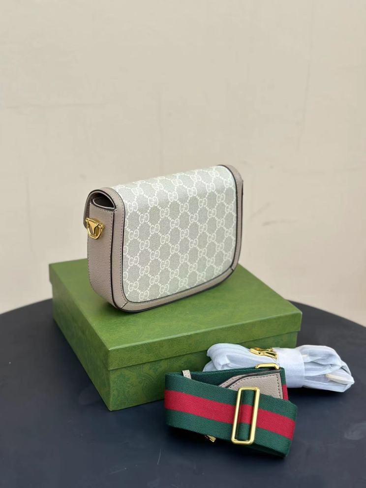 Bag 82