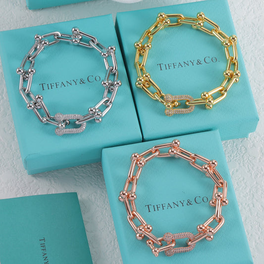 Accessory 21