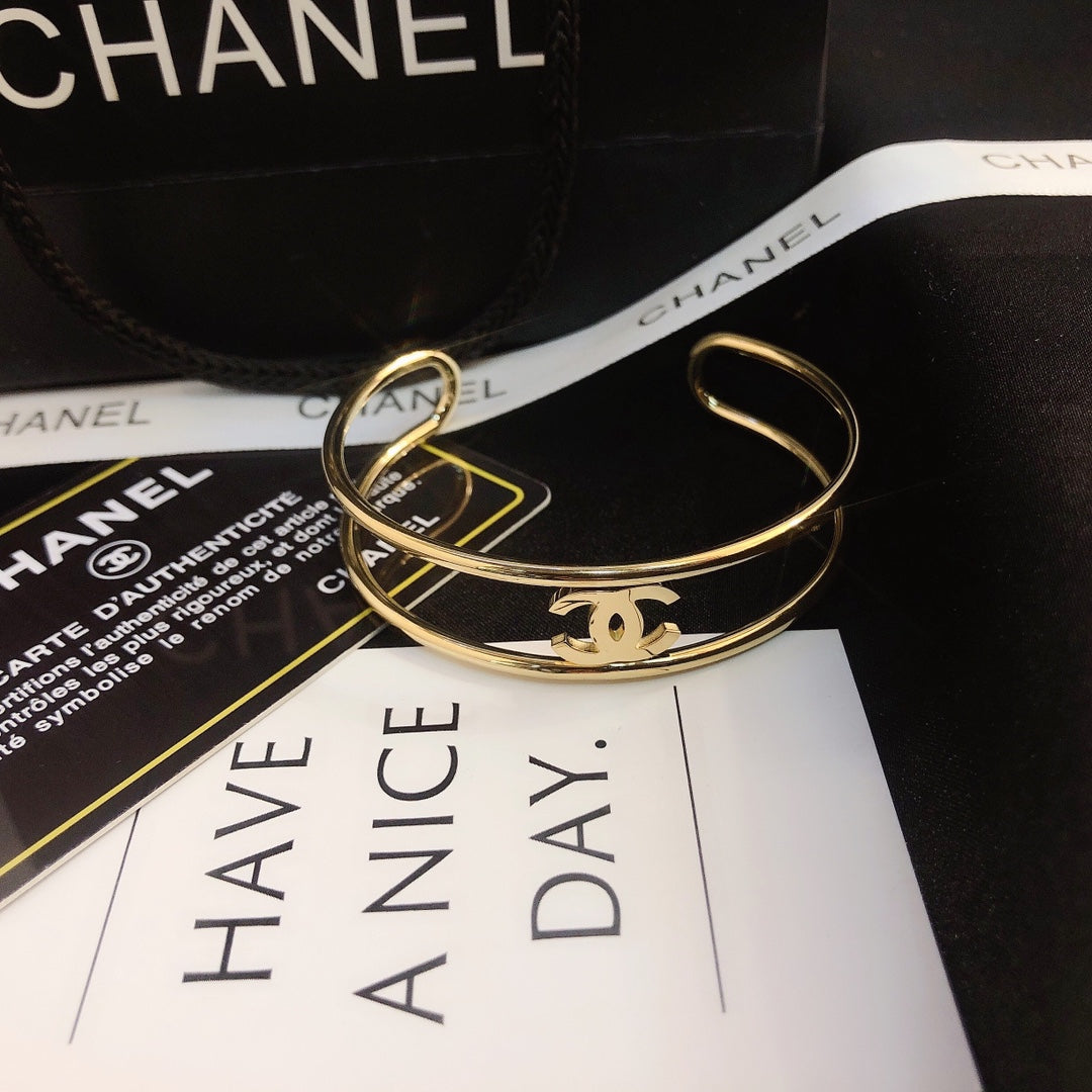 Accessory 63