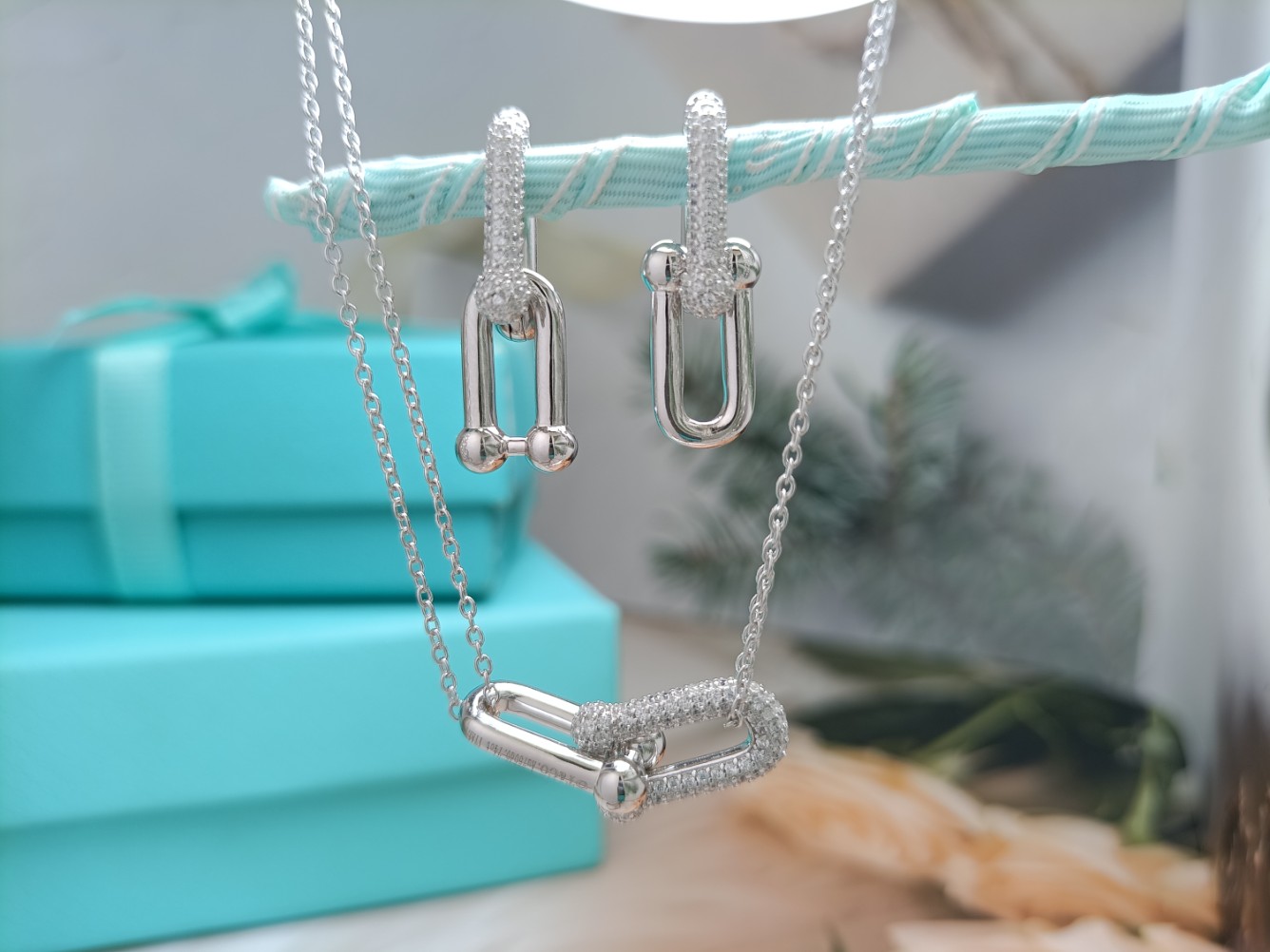 Accessory 22