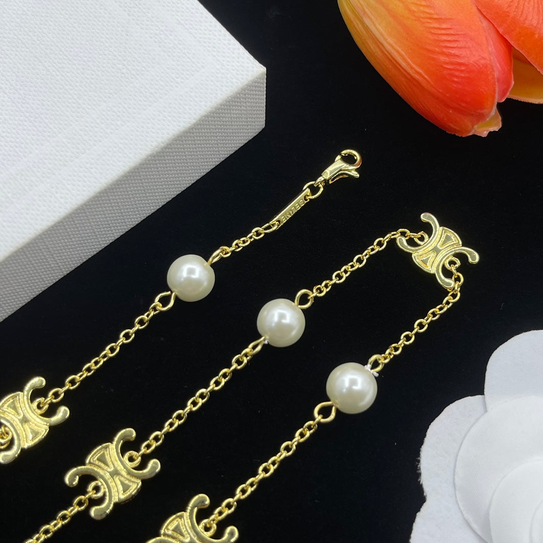 Accessory 18