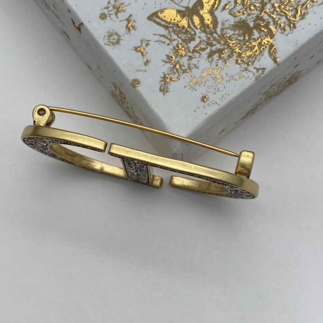 Accessory 68