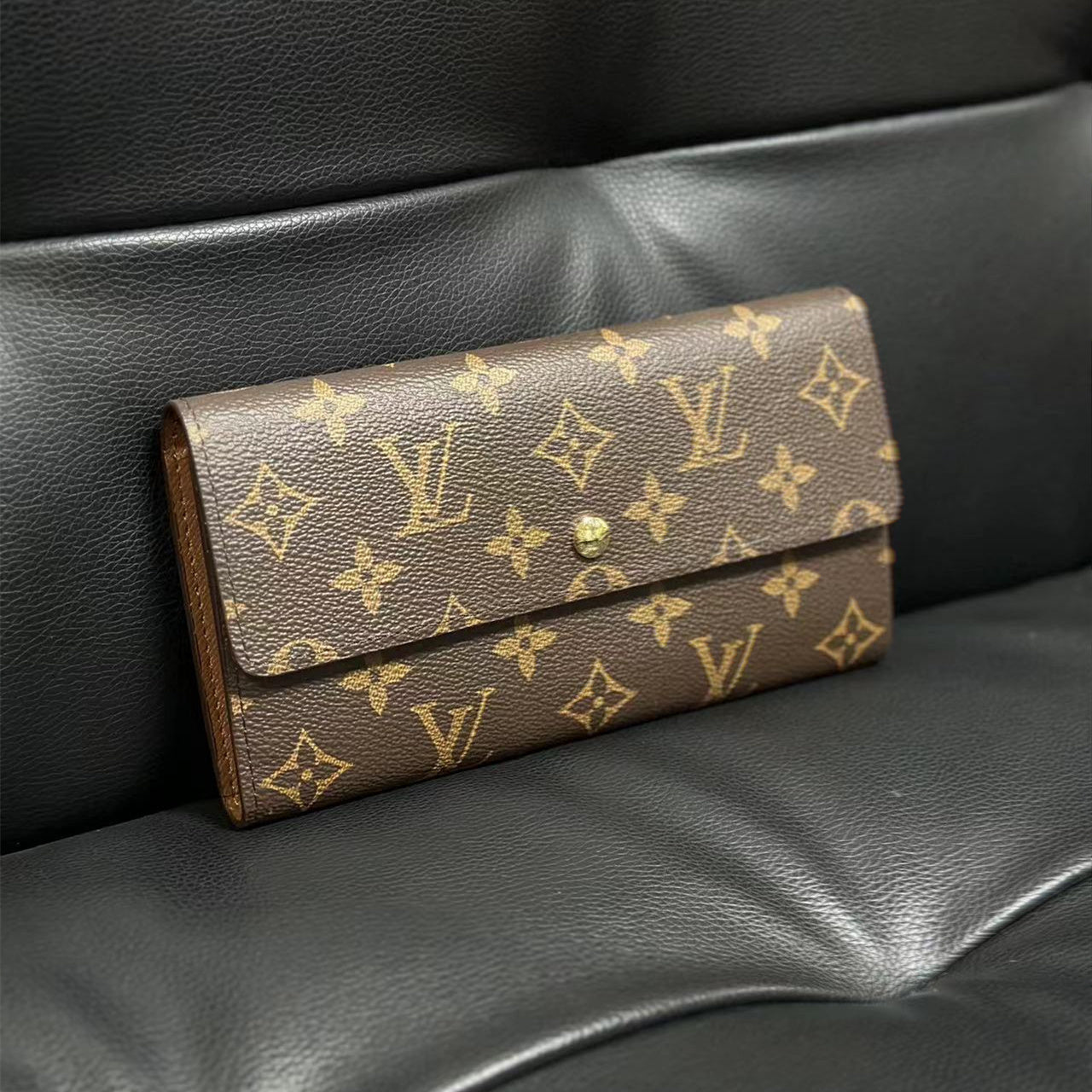 Wallet 8